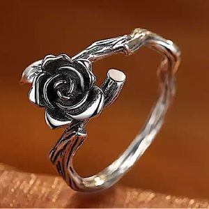 Rose Flower Design Sterling Silver Ring